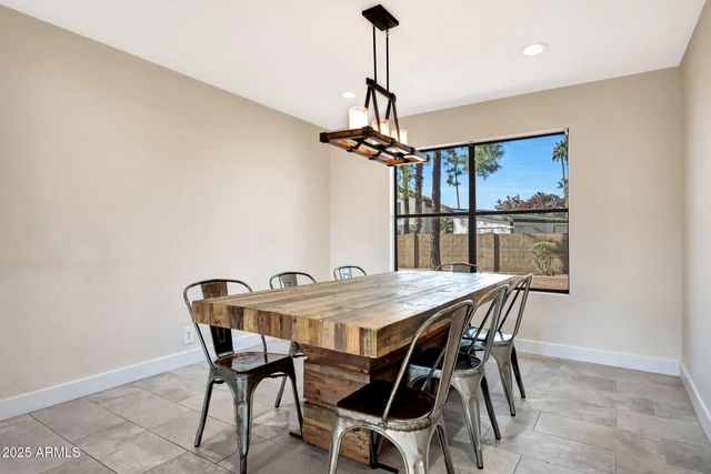 4609 E LE MARCHE Avenue, Phoenix, AZ 85032