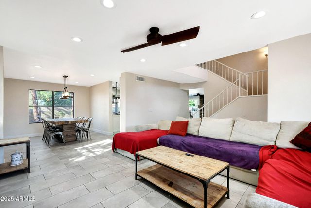 4609 E LE MARCHE Avenue, Phoenix, AZ 85032