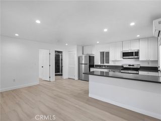 8828 Chimineas Avenue, Northridge (los Angeles), CA 91325