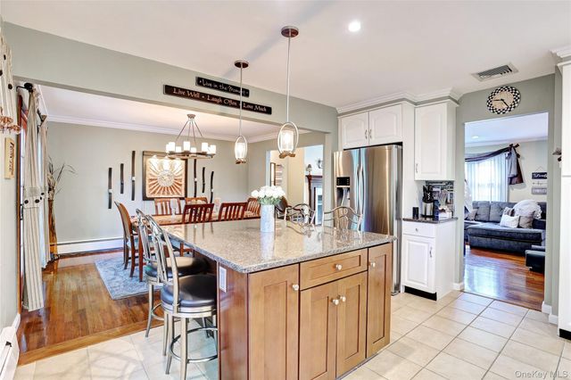 3 Durham Lane, Suffern, NY 10901