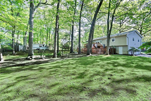 3 Durham Lane, Suffern, NY 10901
