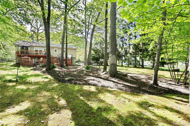 3 Durham Lane, Suffern, NY 10901
