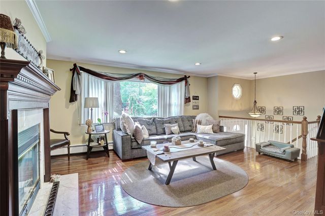 3 Durham Lane, Suffern, NY 10901