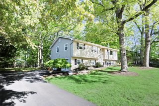 3 Durham Lane, Suffern, NY 10901