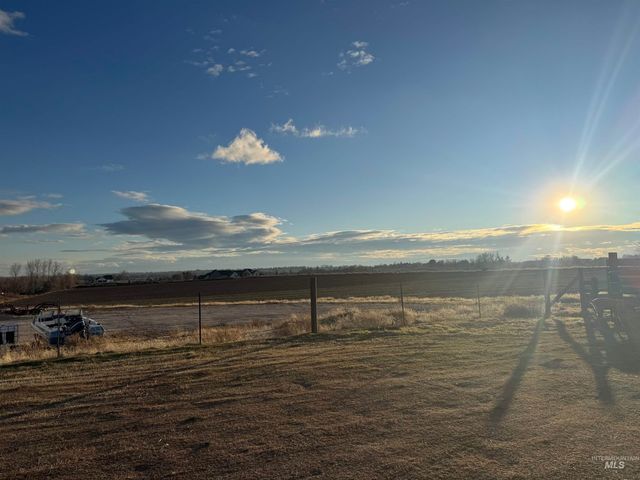 13561 Willis Road, Caldwell, ID 83607