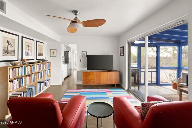 1810 E Euclid Avenue, Phoenix, AZ 85042