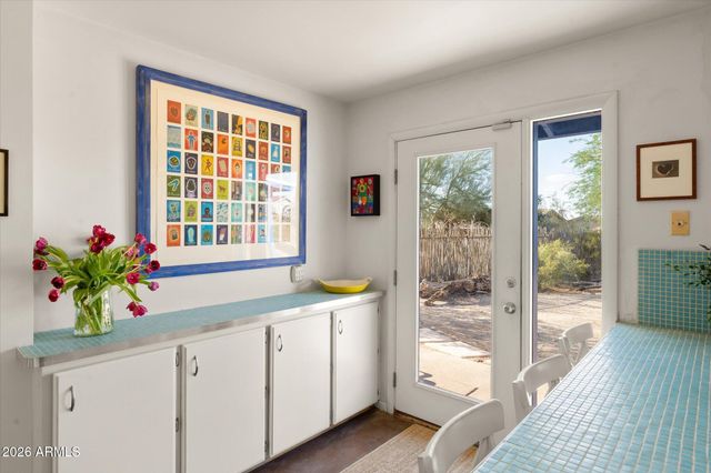 1810 E Euclid Avenue, Phoenix, AZ 85042