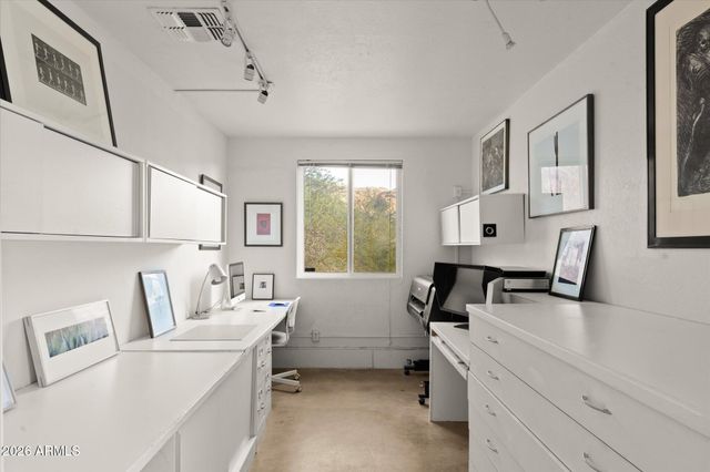 1810 E Euclid Avenue, Phoenix, AZ 85042