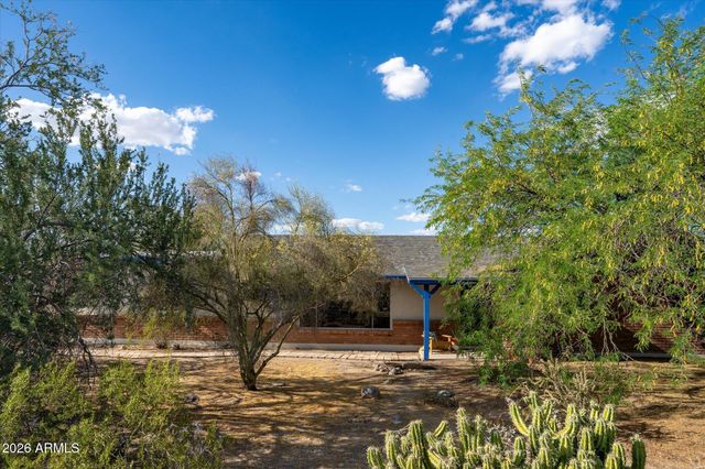 1810 E Euclid Avenue, Phoenix, AZ 85042