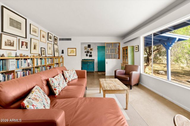 1810 E Euclid Avenue, Phoenix, AZ 85042