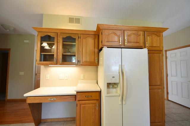 240 6th Street SW, Pine Island, MN 55963