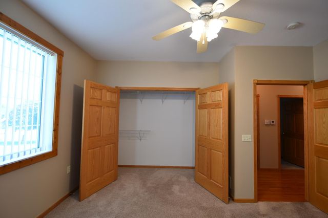 240 6th Street SW, Pine Island, MN 55963