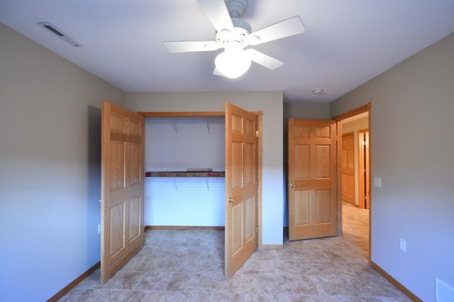 240 6th Street SW, Pine Island, MN 55963