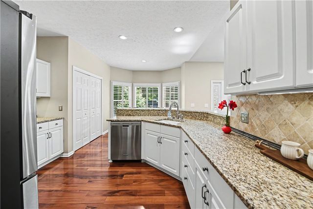 209 Berwick Court, Seneca, SC 29672