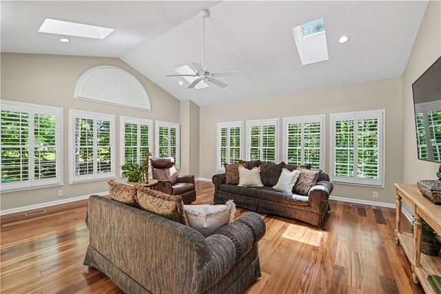 209 Berwick Court, Seneca, SC 29672