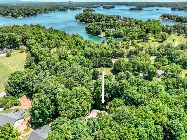 209 Berwick Court, Seneca, SC 29672