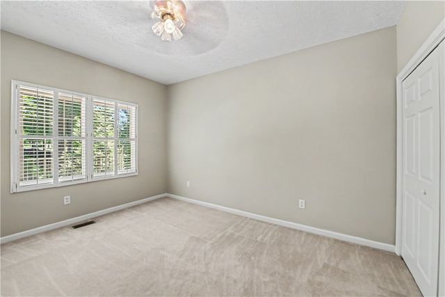 209 Berwick Court, Seneca, SC 29672