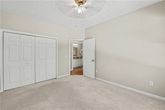 209 Berwick Court, Seneca, SC 29672