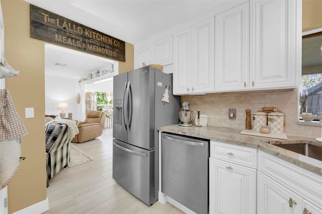 14526 RIVERSIDE DRIVE, Fort Myers, FL 33905