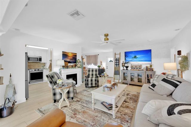 14526 RIVERSIDE DRIVE, Fort Myers, FL 33905