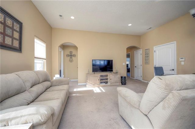 7823 Troup Avenue, Kansas City, KS 66112