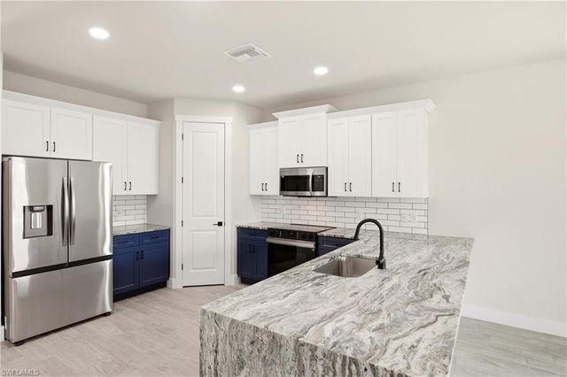 3750 NE 13th AVE, Cape Coral, FL 33909