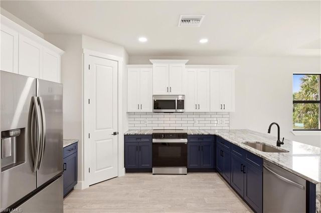 3750 NE 13th AVE, Cape Coral, FL 33909