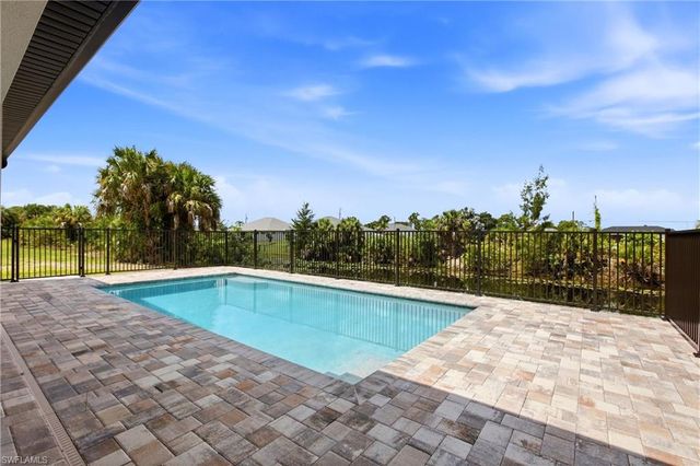 3750 NE 13th AVE, Cape Coral, FL 33909