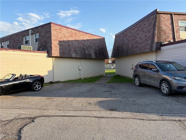 4263 Bennington Boulevard, Brunswick, OH 44212