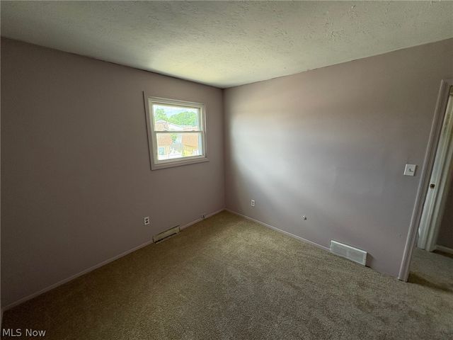4263 Bennington Boulevard, Brunswick, OH 44212