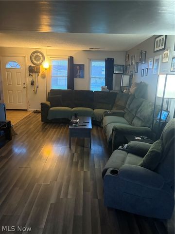 4263 Bennington Boulevard, Brunswick, OH 44212
