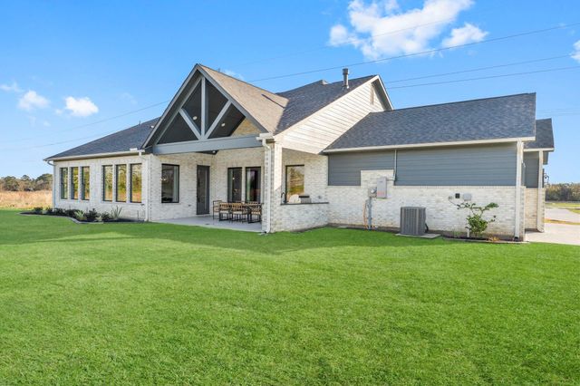 301 Seguin Drive, New Waverly, TX 77358