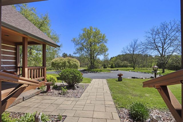 3210 Dyer Lake ROAD, Burlington, WI 53105