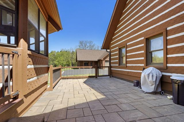 3210 Dyer Lake ROAD, Burlington, WI 53105