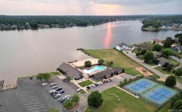 7166 Moon View Place, Alexander, AR 72019