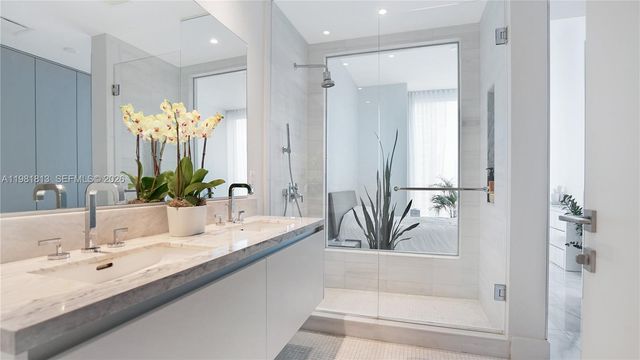 700 NE 26th Ter 3005, Miami, FL 33137