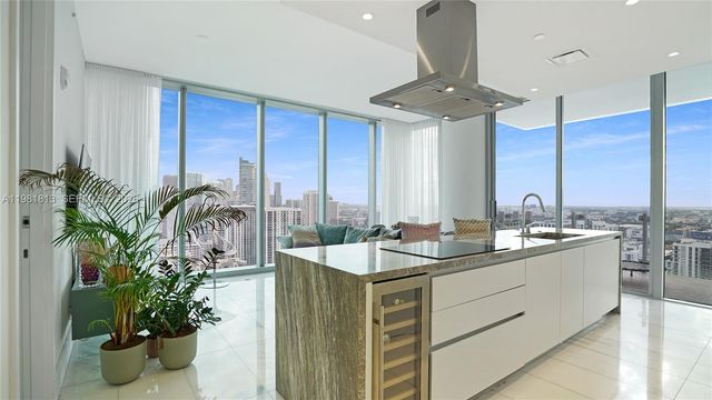 700 NE 26th Ter 3005, Miami, FL 33137