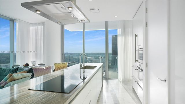 700 NE 26th Ter 3005, Miami, FL 33137