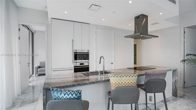 700 NE 26th Ter 3005, Miami, FL 33137