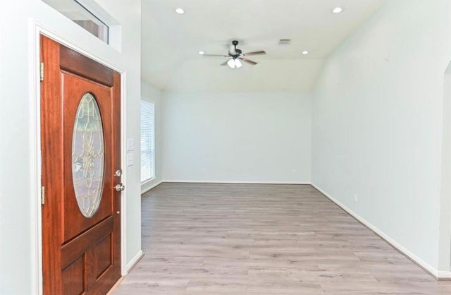 13814 Bink Court, Houston, TX 77014