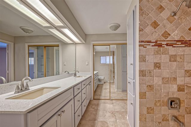 9707 Kit Street, Houston, TX 77096