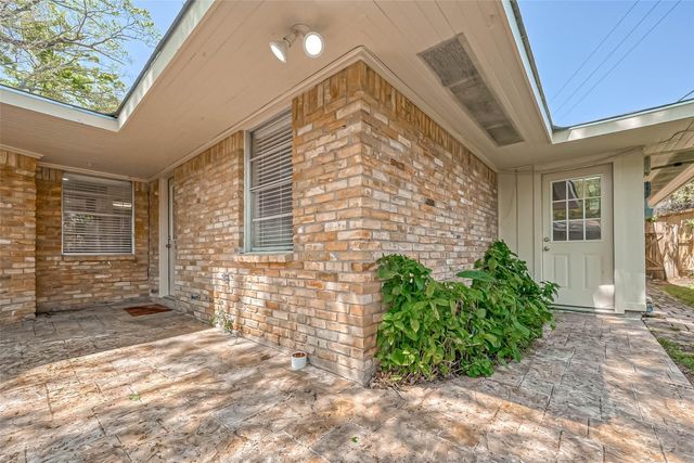 9707 Kit Street, Houston, TX 77096
