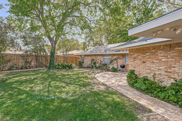 9707 Kit Street, Houston, TX 77096