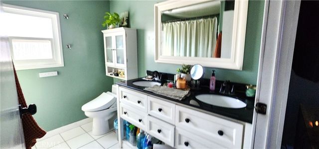 2595 Atlanta 19, Riverside, CA 92507