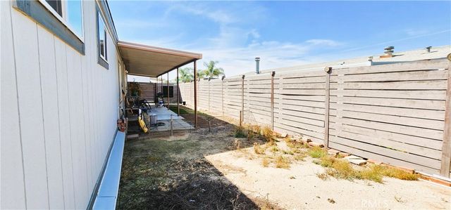 2595 Atlanta 19, Riverside, CA 92507