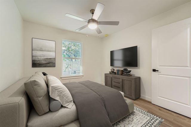 10710 Crestview DR, Jonestown, TX 78645