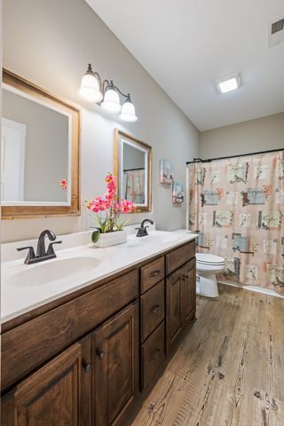 1357 Norton Rd, Manchester, TN 37355