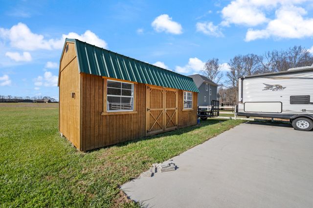 1357 Norton Rd, Manchester, TN 37355