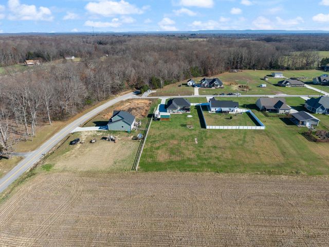 1357 Norton Rd, Manchester, TN 37355