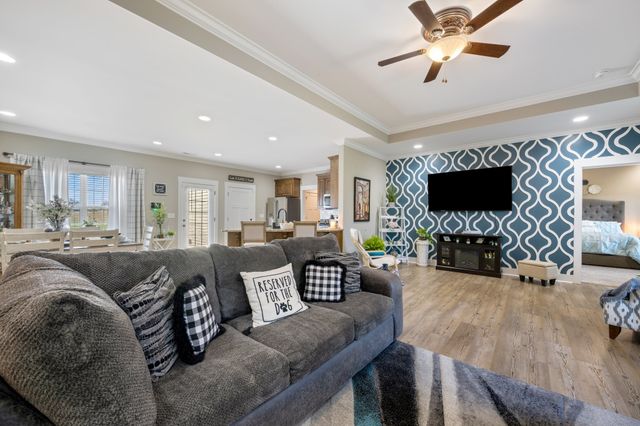 1357 Norton Rd, Manchester, TN 37355